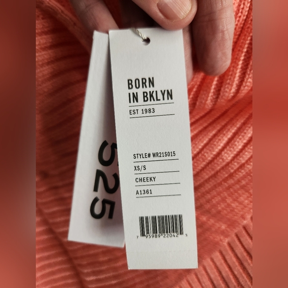 525 America Cross-over Sweater NWT - Picture 4 of 8